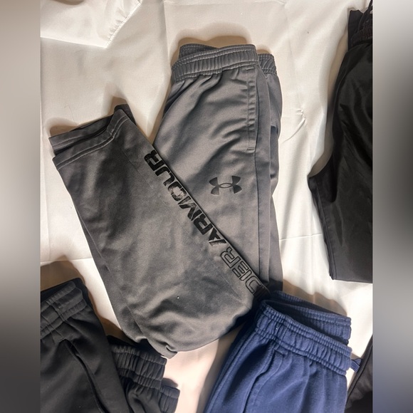 Boys sweatpants - Picture 2 of 7